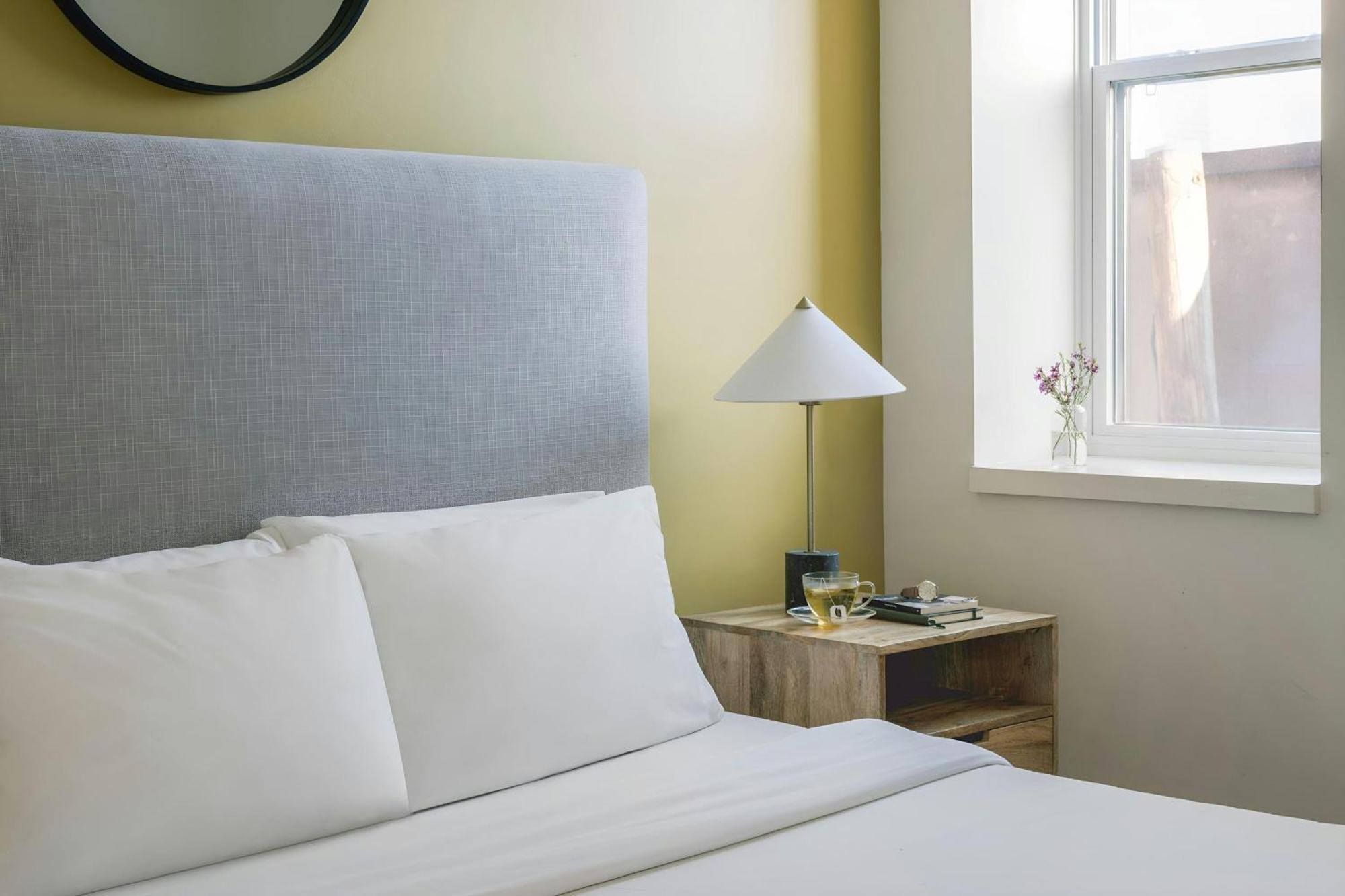 Le Guerin, Sonder Apartments By Marriott Bonvoy Монреаль Экстерьер фото